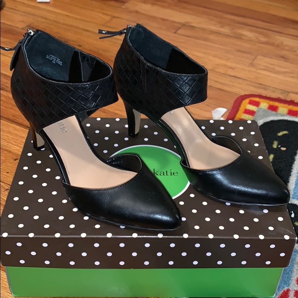 Kelly & Katie Black Heels